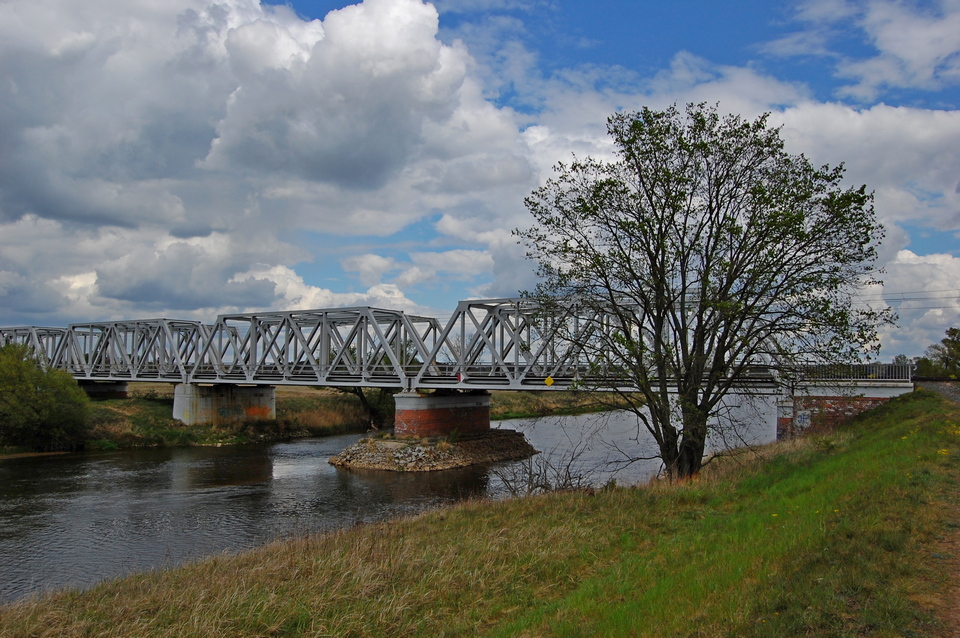 00 99996b Most kolejowy w Solcu nad Wartą2 – 2.05.2020 r.